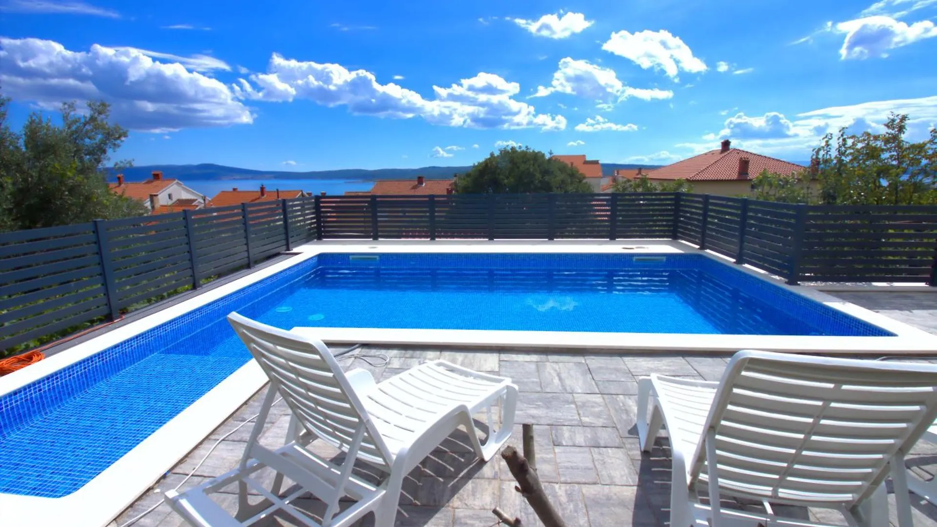Apartment With Pool Dany Crikvenica